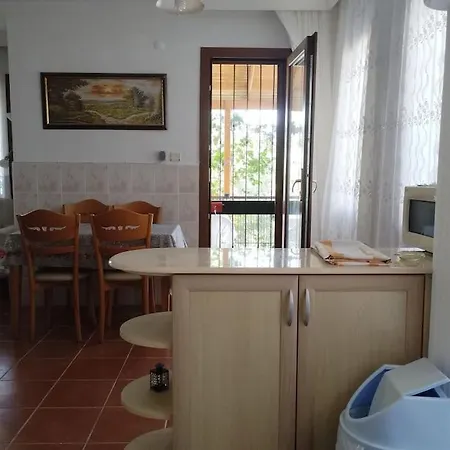 וילה Olimpik Yuzme Havuzlu Luks Triplex