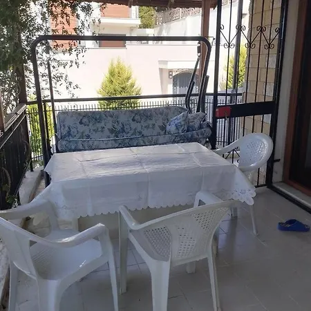 Olimpik Yuzme Havuzlu Luks Triplex Βίλα